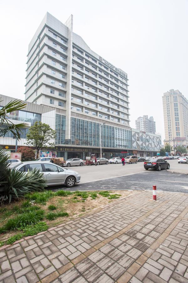 Metropolo, Hefei, Wanda Plaza, Swan Lake Exterior photo